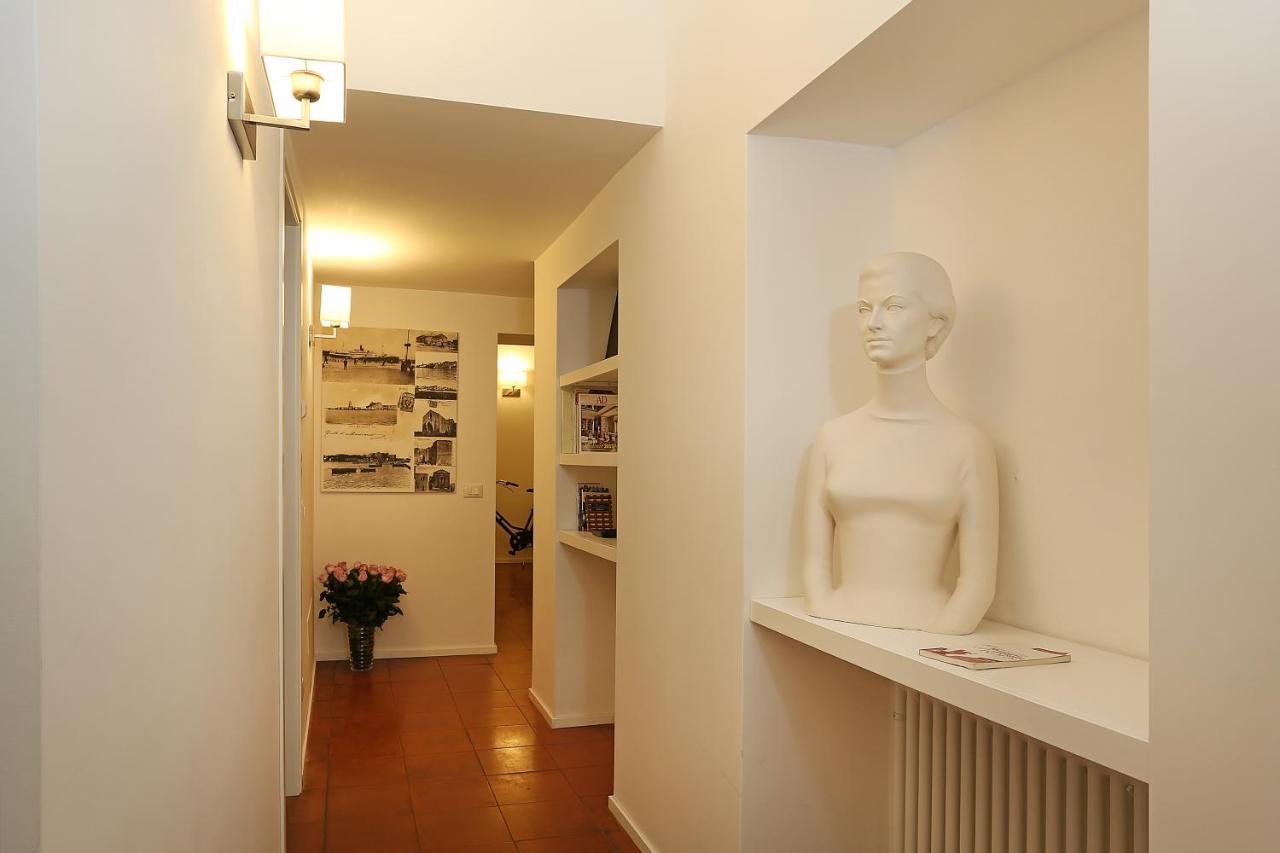 Domus Croce Bed & Breakfast Rome Exterior photo